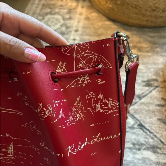 Ralph Lauren Andie drawstring bucket bag red andie 19 sailboats - Picture 8 of 13